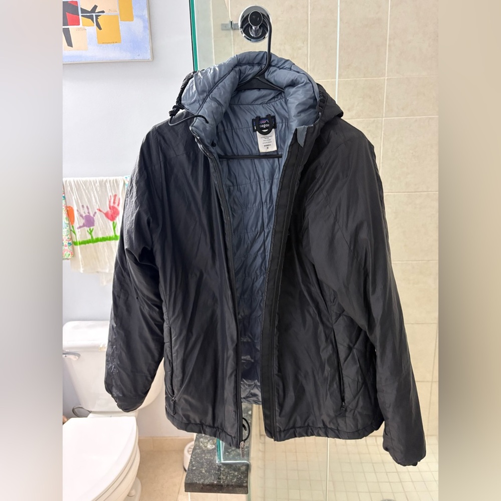 Patagonia Women’s Black and Gray Puffer Jacket